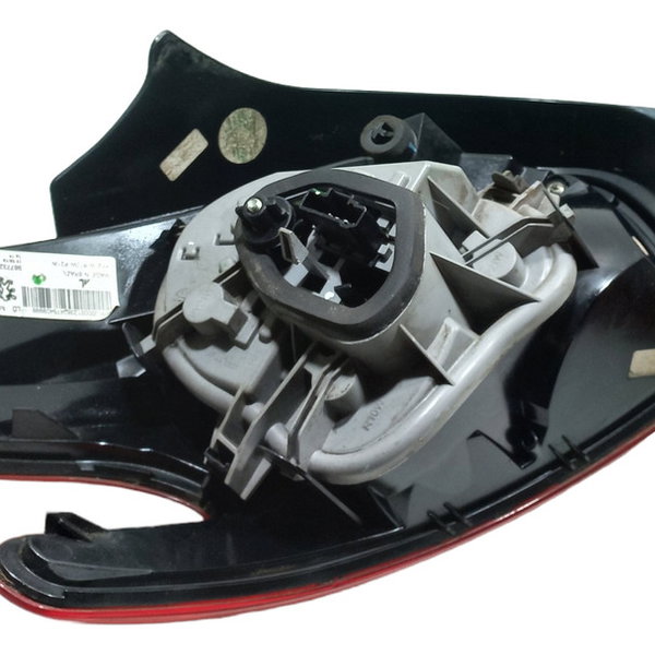 Lanterna Traseira Direita Peugeot 208 2014 Allure  Direito Vermelho