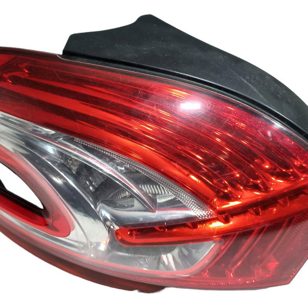Lanterna Traseira Esquerda Peugeot 208 2014 Allure  Esquerdo X