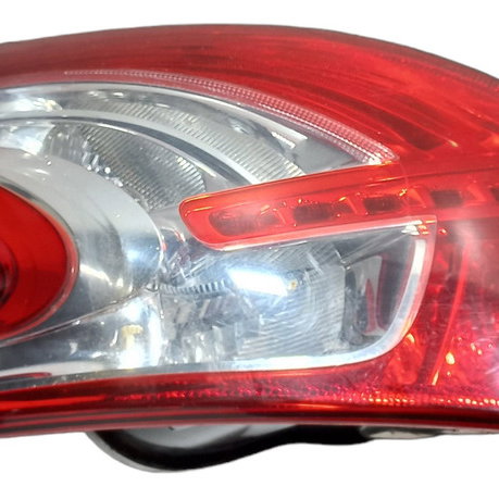 Lanterna Traseira Esquerda Peugeot 208 2014 Allure  Esquerdo X