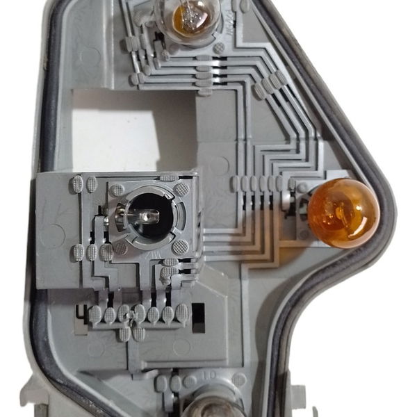 Circuito Lanterna Traseira Direta Volkswagen Fox 2009 Direito Branco