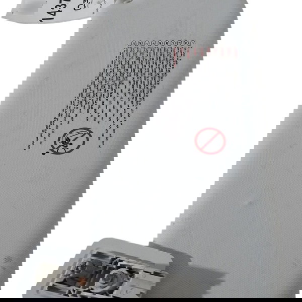 Quebra Sol Direito Peugeot 208 2014 2015