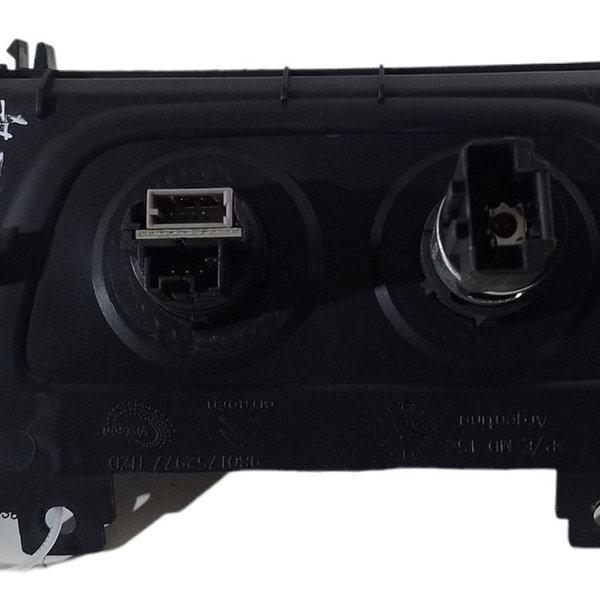 Acabamento Tomada 12v Usb Auxiliar Citroen C4 Lounge 2016 17 Preto