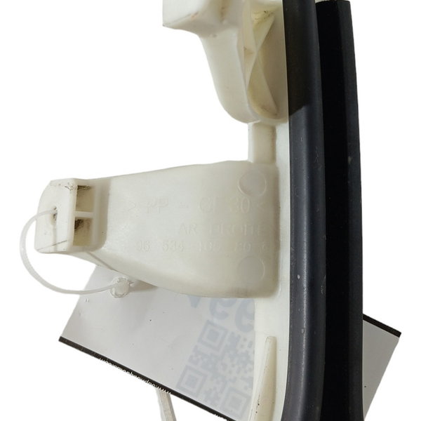 Guia Canaleta Vidro Traseiro Direito Citroen C3 2006 2007 08 Preto