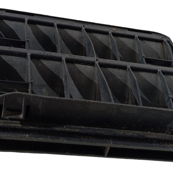 Grade Difusor Traseiro Porta Malas Citroen C3 2003 2004 2005