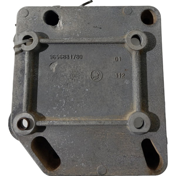 Suporte Compressor Ar Condicionado Peugeot 206 2004 05 06 07