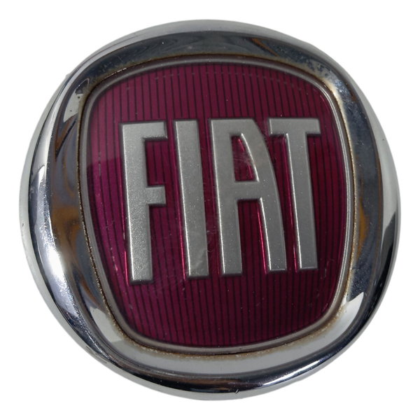 Emblema Grade Dianteira Fiat Uno Vivace 2014 2015 2016 2017 Prata