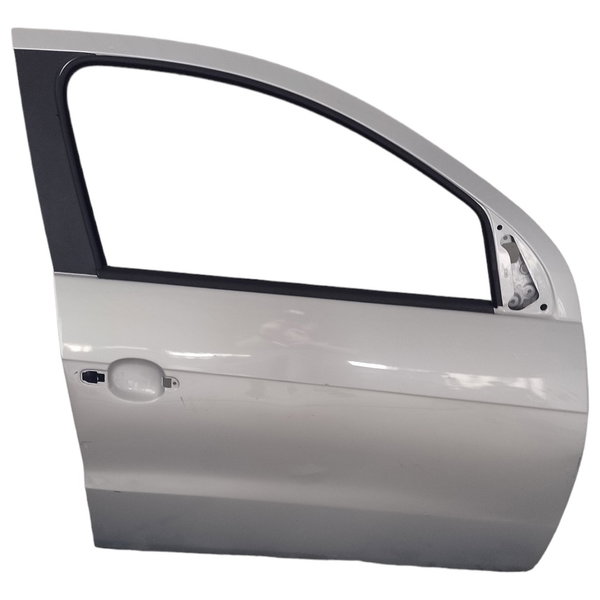 Porta Dianteira Direita Volkswagen Gol G7 2018 2019 Detalhe Dianteira Direto Prata