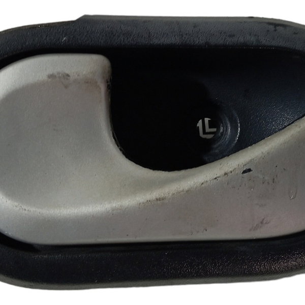 Maçaneta Interna Dianteira Esquerda Renault Sandero 2010 11 Preto Dianteira