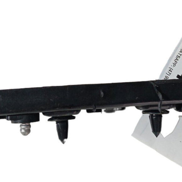 Guia Parachoque Traseiro Direito Fiat Argo 2018 2019 2020 21