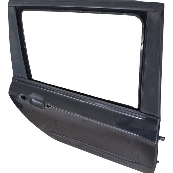 Porta Traseira Direita Fiat Stilo Detalhes