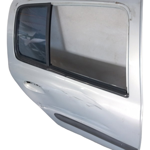 Porta Traseira Direita Renault Clio Detalhe