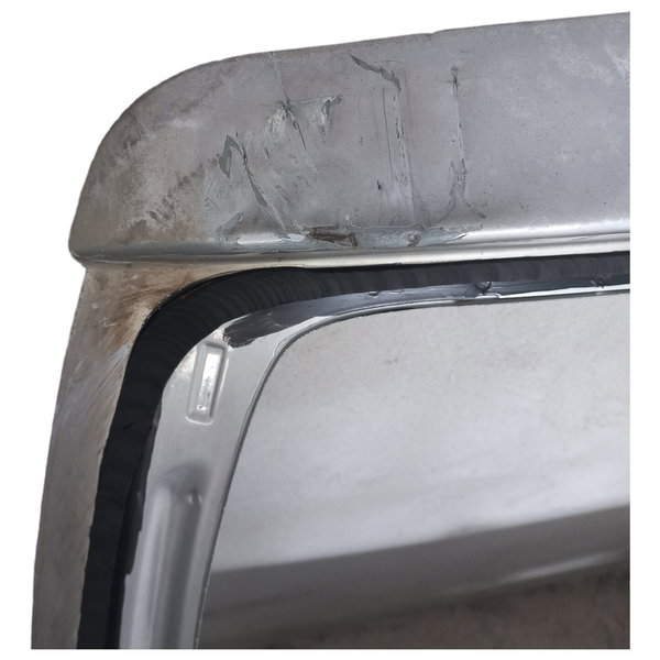 Tampa Traseira Porta Malas Peugeot 206 Detalhes
