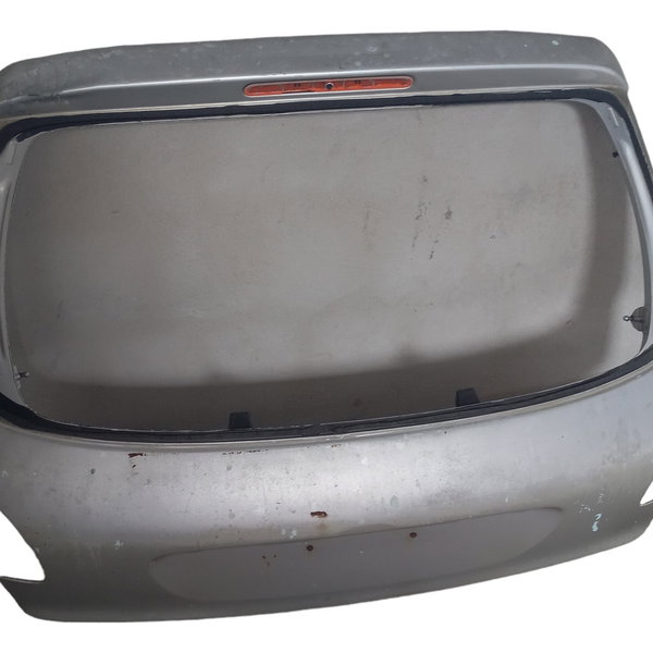 Tampa Traseira Porta Malas Peugeot 206 Detalhes