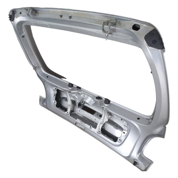 Tampa Traseira Peugeot 206 Detalhes