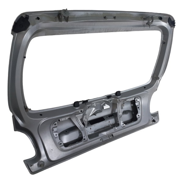 Tampa Traseira Peugeot 206 Detalhes