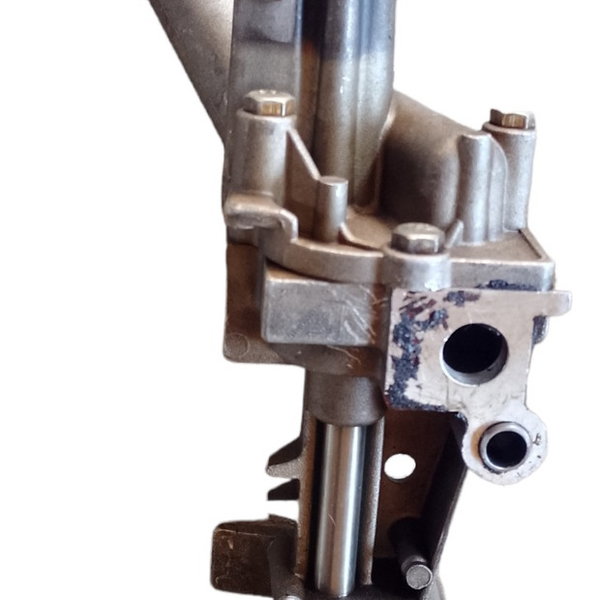 Bomba Óleo Motor Renault Megane 2.0 C/polia Quebrada