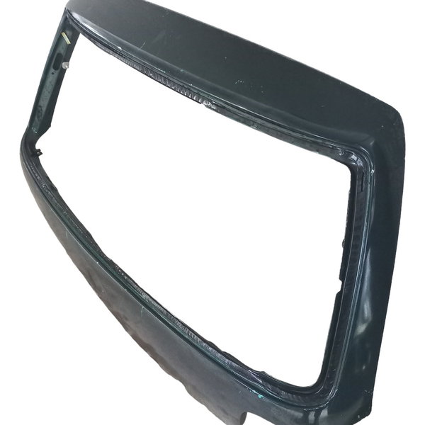 Tampa Traseira Volkswagen Golf Sapão 2000 Detalhes