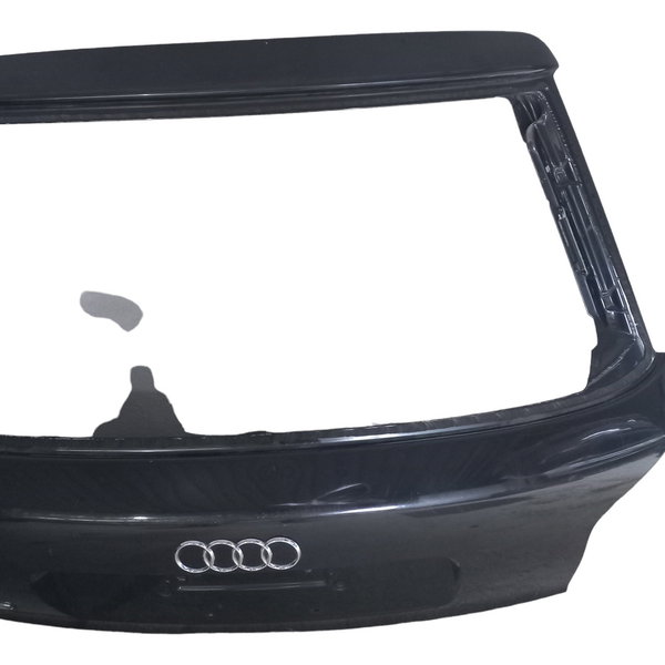 Tampa Traseira Audi A3 2003 Detalhes