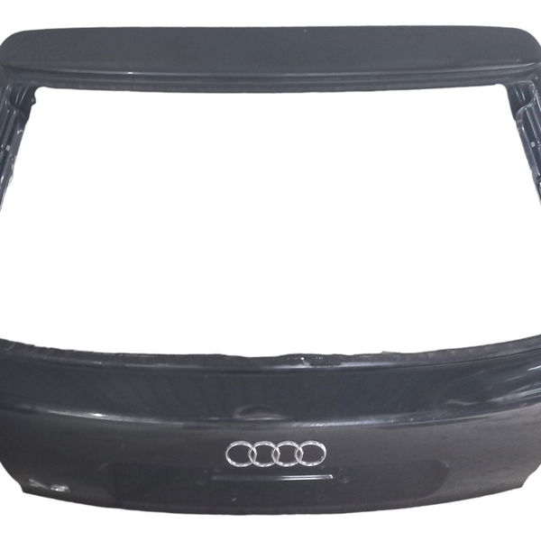 Tampa Traseira Audi A3 2003 Detalhes