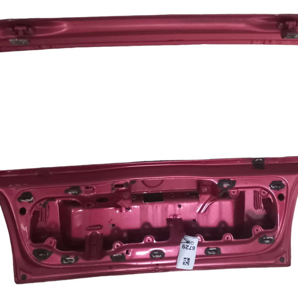 Tampa Traseira Volkswagen Golf  1995 Detalhes