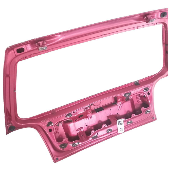 Tampa Traseira Volkswagen Golf  1995 Detalhes