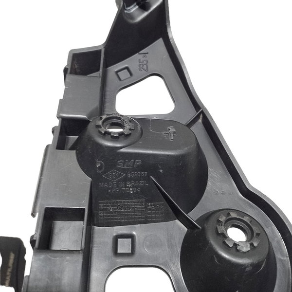 Guia Parachoque Traseiro Direito Renault Sandero 2016