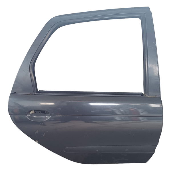 Porta Traseira Direita Renault Scenic 2002 Detalhes Traseira Direito Cinza