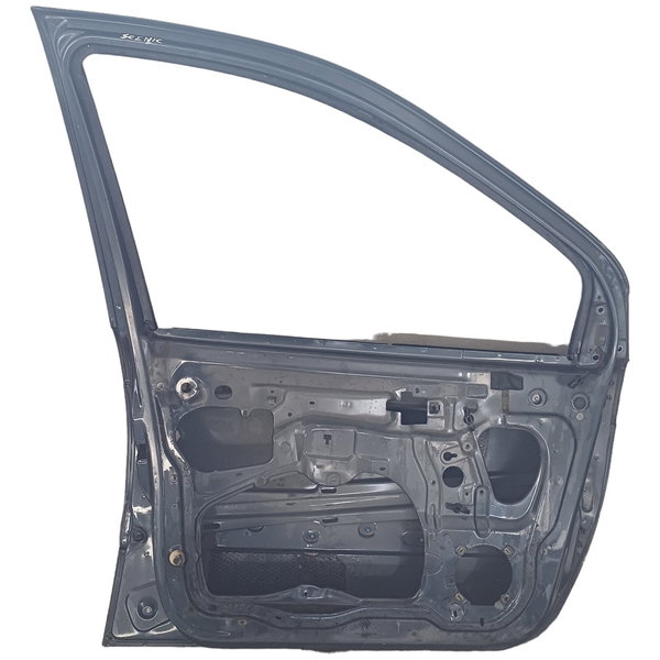 Porta Dianteira Esquerda Renault Scenic Detalhes Dianteira Esquerdo Cinza