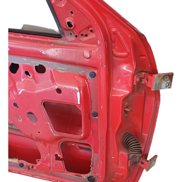 Porta Dianteira Esquerda Volkswagen Polo Van 1998 Detalhes  Dianteira Esquerdo Vermelha