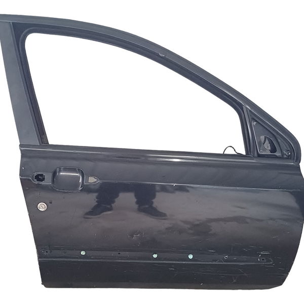 Porta Dianteira Direita Fiat Stilo 2006 Detalhes Dianteira Direito Preto