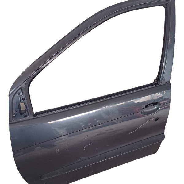 Porta Dianteira Esquerda Renault Scenic 2003 Detalhes