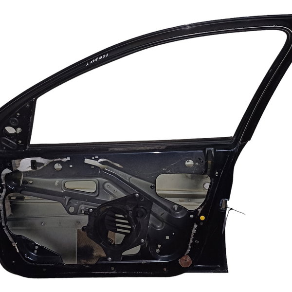 Porta Dianteira Direita Peugeot 206 2004 Detalhes