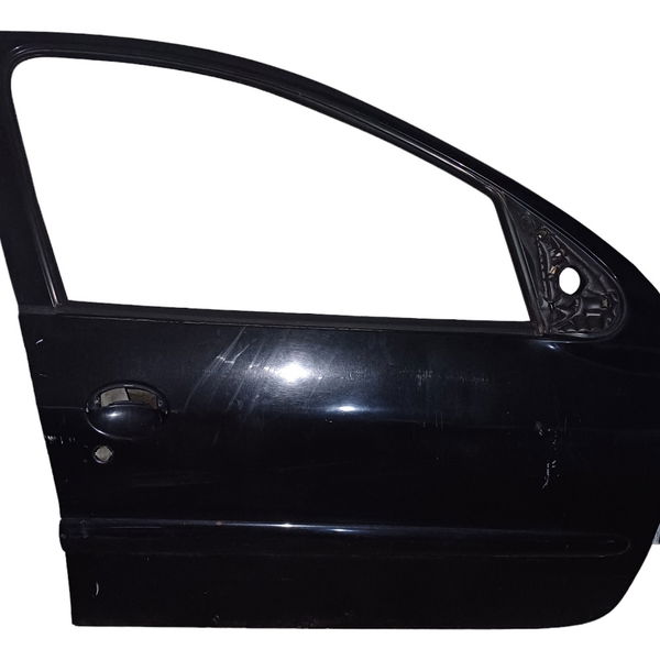 Porta Dianteira Direita Peugeot 206 2004 Detalhes