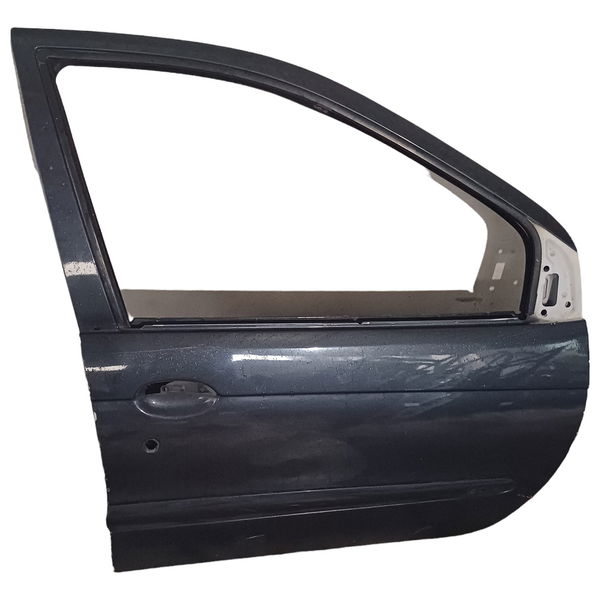 Porta Dianteira Direita Renault Scenic 2003 Detalhes