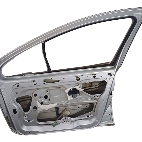 Porta Dianteira Direita Peugeot 307 2007 Dianteira Direito Prata