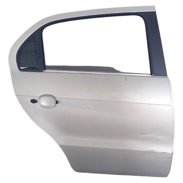 Porta Traseira Direita Volkswagen Gol G7 Detalhes  Traseira Direito Prata