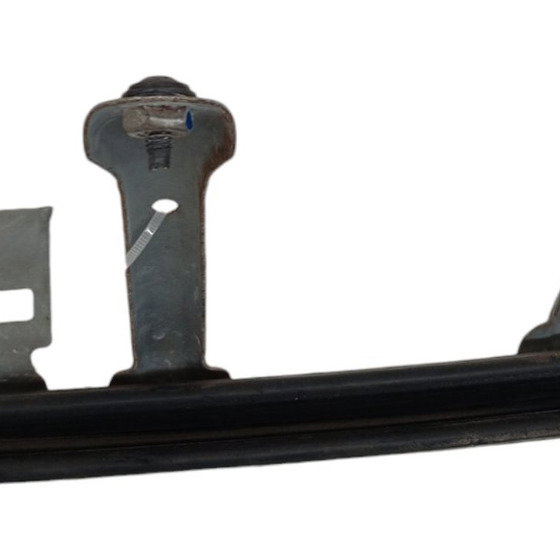 Guia Canaleta Vidro Dianteiro Direito Renault Fluence 2011 Preto