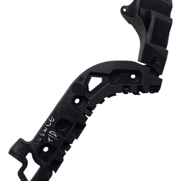 Guia Parachoque Traseiro Direito Renault Fluence 2011 2012