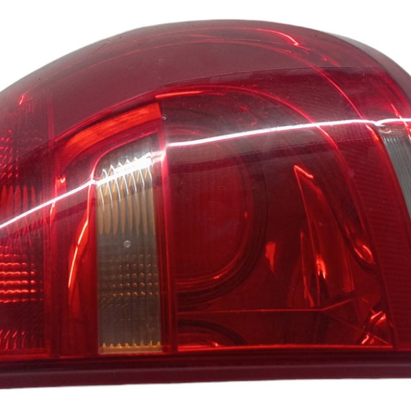Lanterna Direita Volkswagen Fox 2010 2011 2012 2013 Detalhes Direito Vermelho
