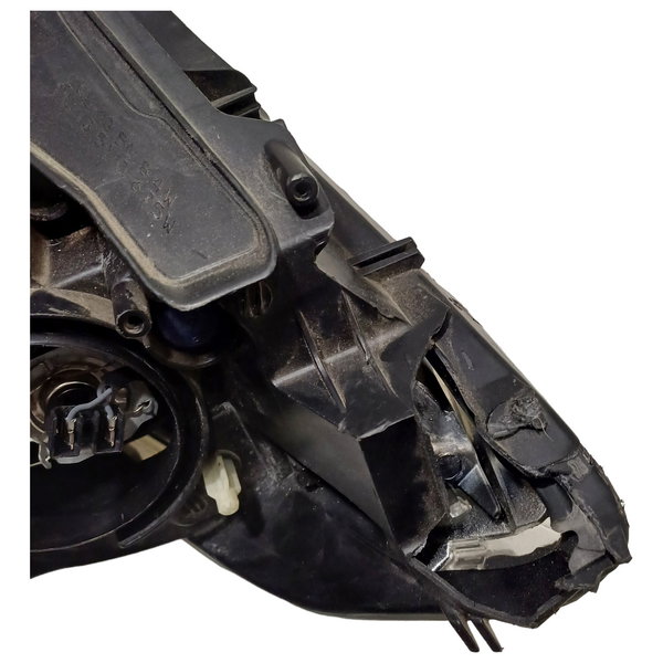 Farol Direito Peugeot 2008 2018 Detalhes
