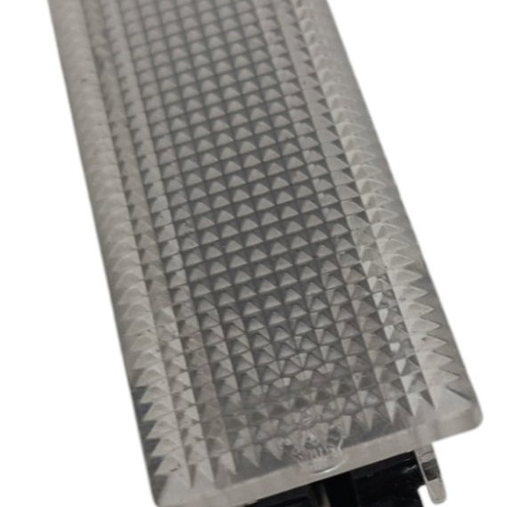 Luz Cortesia Porta Malas Jeep Renegade 2016 2017 2018 2020