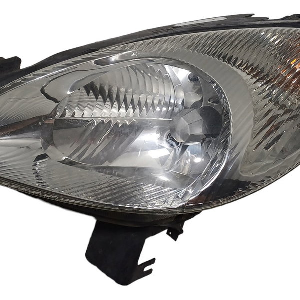 Farol Esquerdo Xsara Picasso 2005