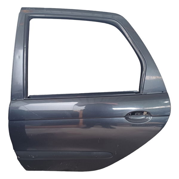 Porta Traseira Esquerda Renault Scenic 2003 Detalhe