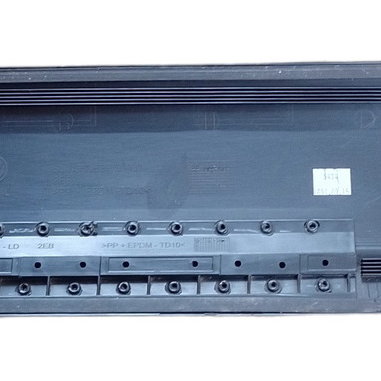 Friso Lateral Traseiro Direito Volkswagen Saveiro G6 2018 Preto