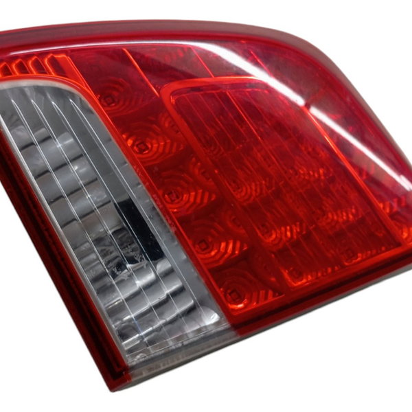 Lanterna Tampa Traseira Direita Kia Sorento 3.5 2012 2013 Direito/passageiro Vermelho