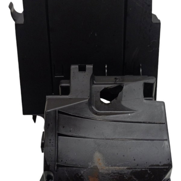 Suporte Caixa Fusivel Citroen C4 Hatch 2.0 Aut 2010 Detalhes