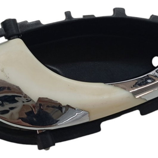 Maçaneta Interna Traseira Esquerda Jac J5 1.5 16v 2012 2013 Preto Traseira