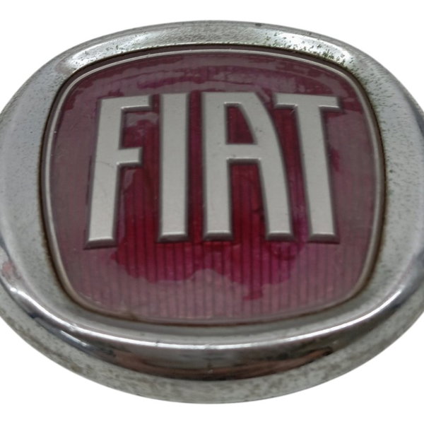 Emblema Grade Dianteira Fiat Palio Siena Strada Uno 2006 07 Prata