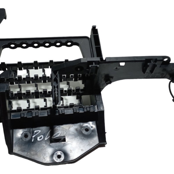 Suporte Caixa Fusíveis Interno Volkswagen Polo 2010