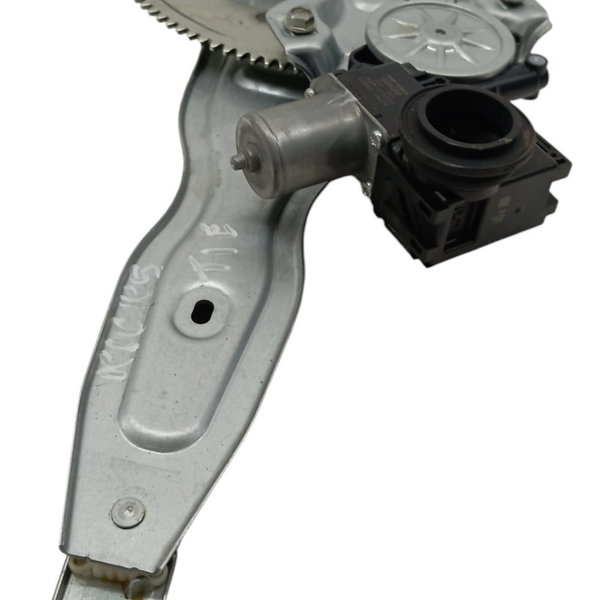 Máquina Vidro Traseiro Esquerdo Nissan Kicks 1.6 2019 2020